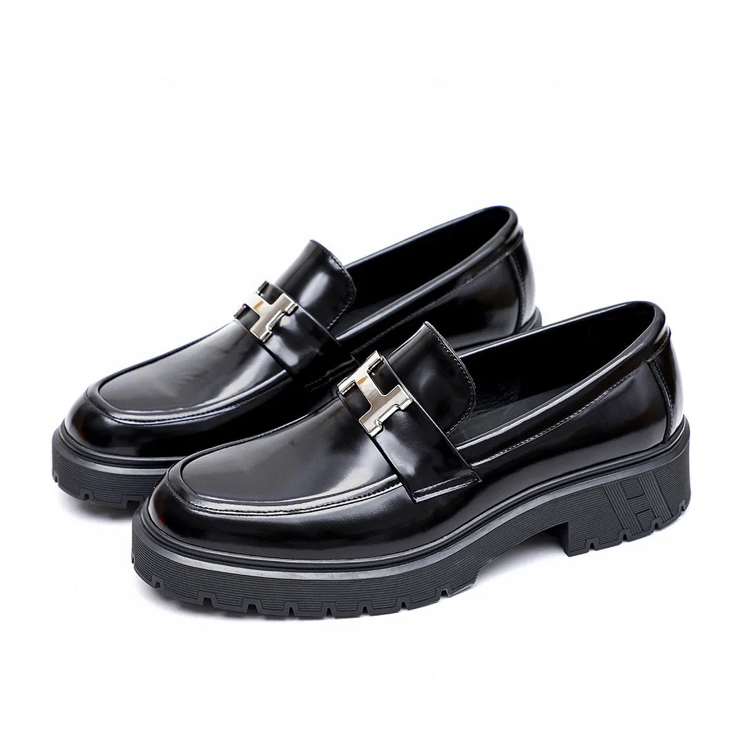 Men's shoes 💰680 💐[HERMES] popular men's shoes counter original items! The world's top brands...Luxury quality...//Fashion and high-end footwear 👍💪🏻...give you a low-key luxury comfort experience👍. The upper is made of pure Italian imported original open-edge beaded cowhide. Sweat-absorbent cowhide leather lining. Comfortable and breathable. The original rubber-plastic flower foam light outsole is high-end and classy. Luxurious and noble!! .. OEM factory shipment [Hug] stall.. Original plate. Welcome to taste..39-45 (38.45.46🉑️Customized)